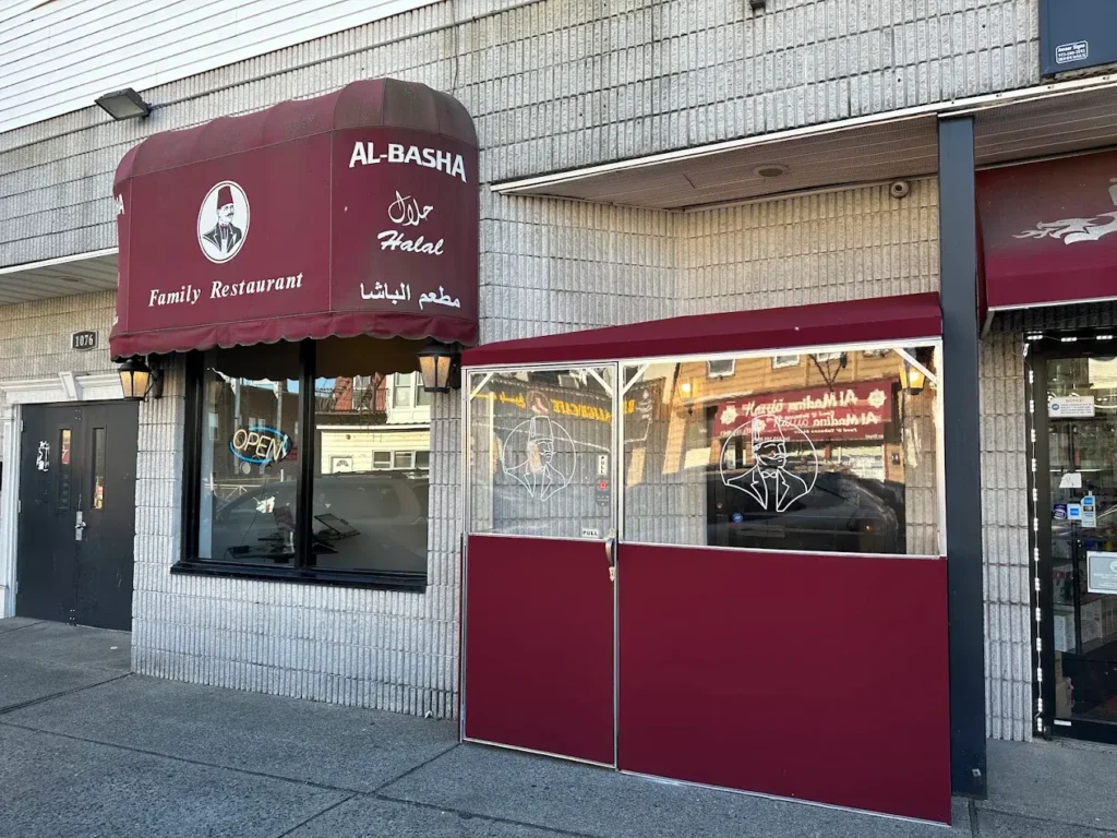 al-basha-dine-in-crooks-avenue